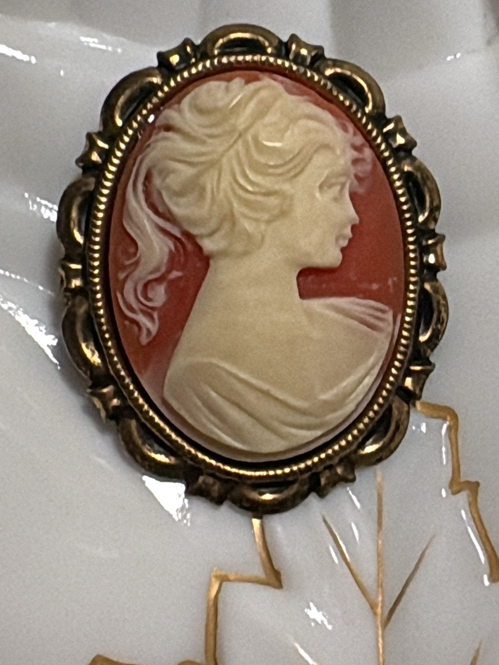 Vintage Cameo Brooch Pin Gold Tone Oval Victorian Revival Jewelry